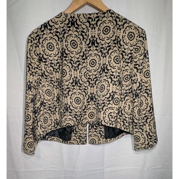 AGB Women's Tiered Black Beige Floral Brocade Bolero Jacket Cardigan 18W - Picture 3 of 6